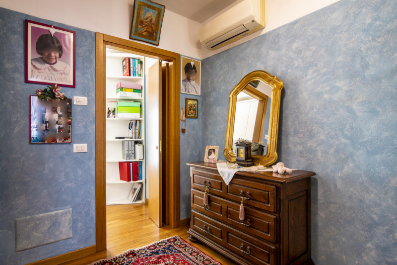 Scoprite la vostra nuova casa ideale nella tranquilla e ricercata zona di Cavino, nel comune di S...