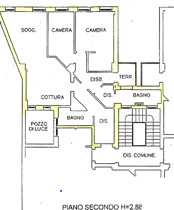 Scoprite questo splendido appartamento trilocale situato nel centro storico di Padova, a pochi pa...