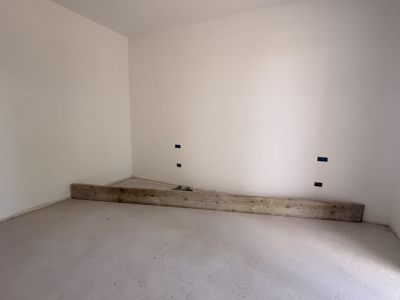 Scopri questa splendida villa bifamiliare di oltre 190 mq situata nel cuore di Noventa Padovana, ...
