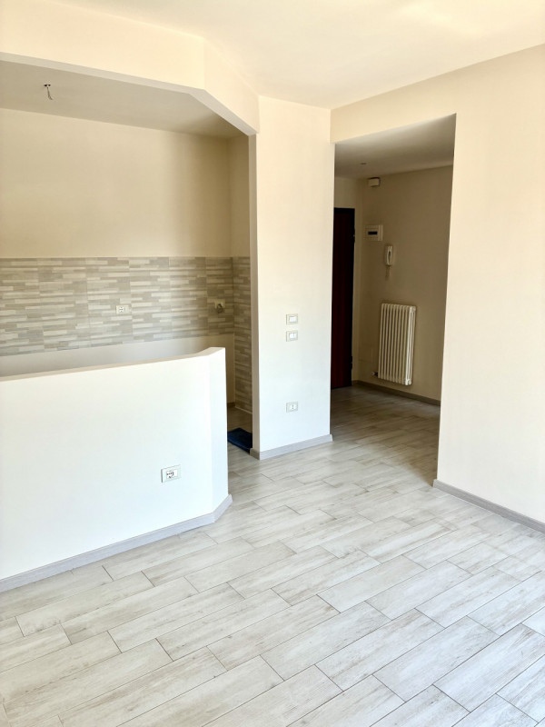 (Per INFO Monica 3482688677) A Padova, nella tranquilla e ricercata zona residenziale di Pontevig...