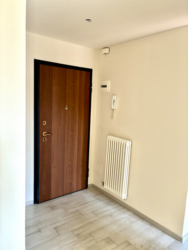 (Per INFO Monica 3482688677) A Padova, nella tranquilla e ricercata zona residenziale di Pontevig...