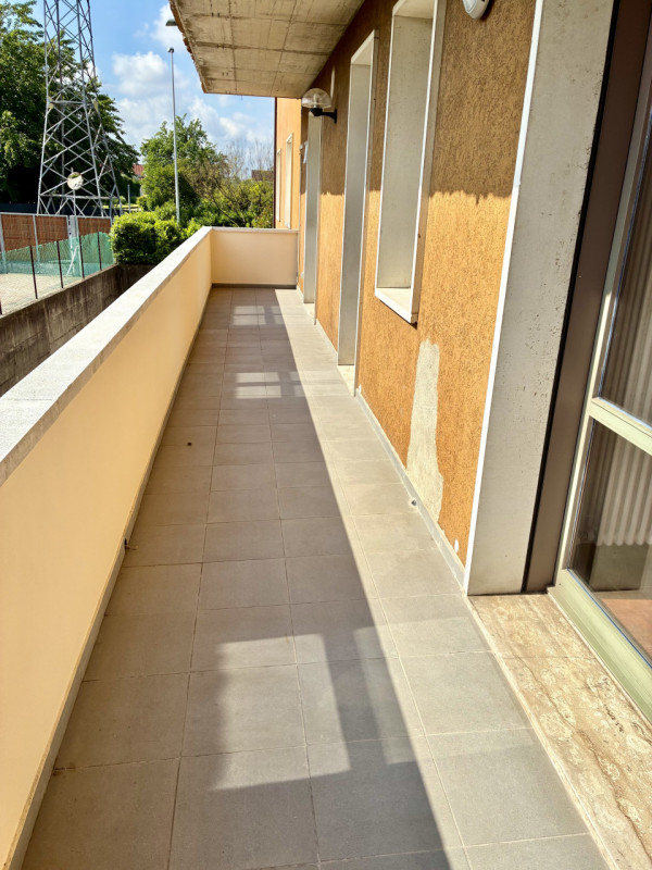 (Per INFO Monica 3482688677) A Padova, nella tranquilla e ricercata zona residenziale di Pontevig...