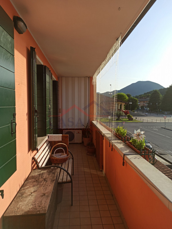 RIF.469A - Bresseo di Teolo

Proponiamo in vendita appartamento posto nel centro residenziale di ...