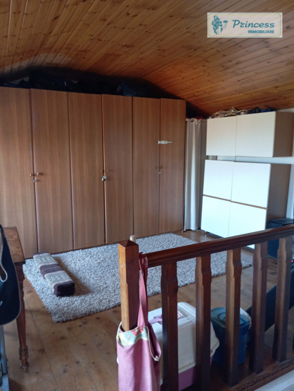 In zona collinare di Schio, località Tretto, proponiamo in vendita una splendida casa affiancata ...