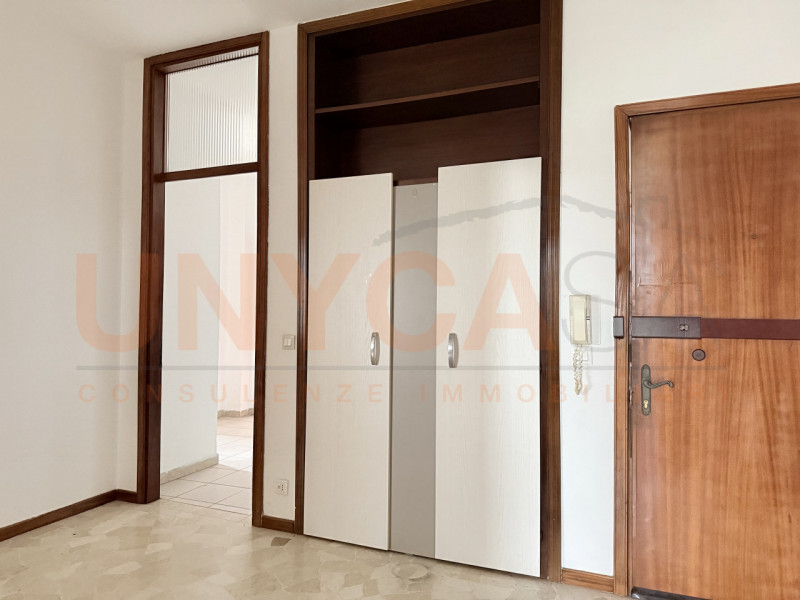 MONTEGALDA: spazioso appartamento di 110 mq, situato al quarto piano di una palazzina dotata di a...