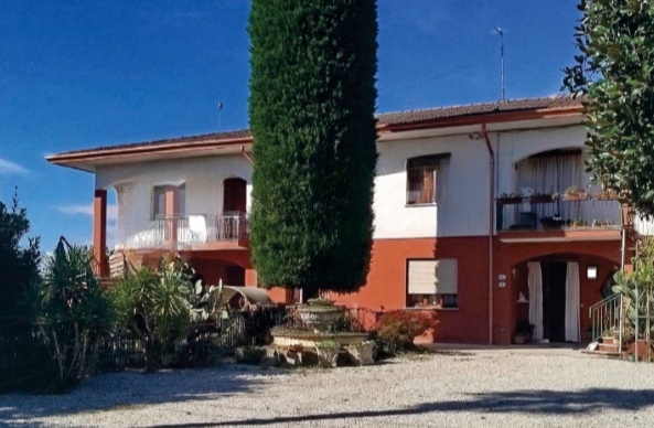 Rif. A.A.470-24

Vendita all'asta - appartamento al piano terra in data 30 giugno 2026

Descrizio...