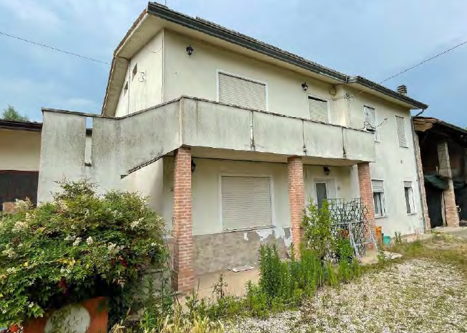 Rif. A.A.221-24

Vendita all'asta - compendio immobiliare residenziale con laboratorio in data 02...
