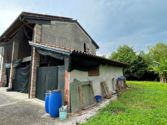 Rif. A.A.221-24

Vendita all'asta - compendio immobiliare residenziale con laboratorio in data 02...