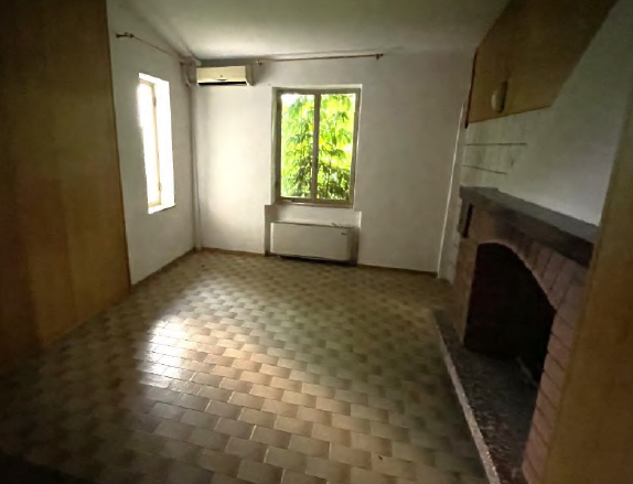 Rif. A.A.221-24

Vendita all'asta - compendio immobiliare residenziale con laboratorio in data 02...