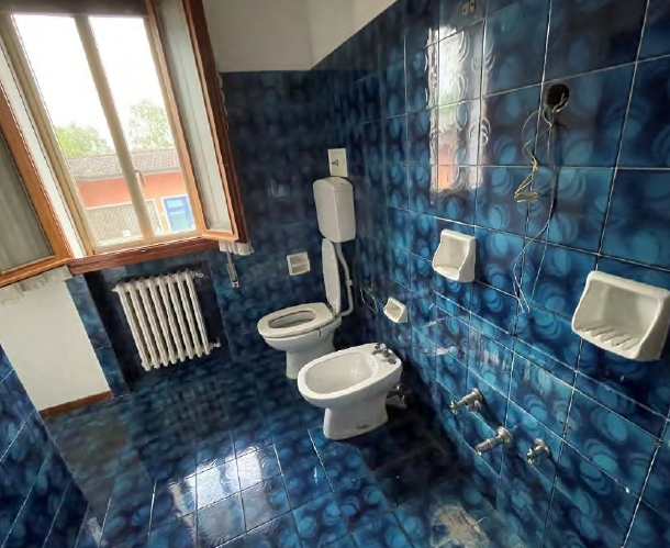 Rif. A.A.221-24

Vendita all'asta - compendio immobiliare residenziale con laboratorio in data 02...