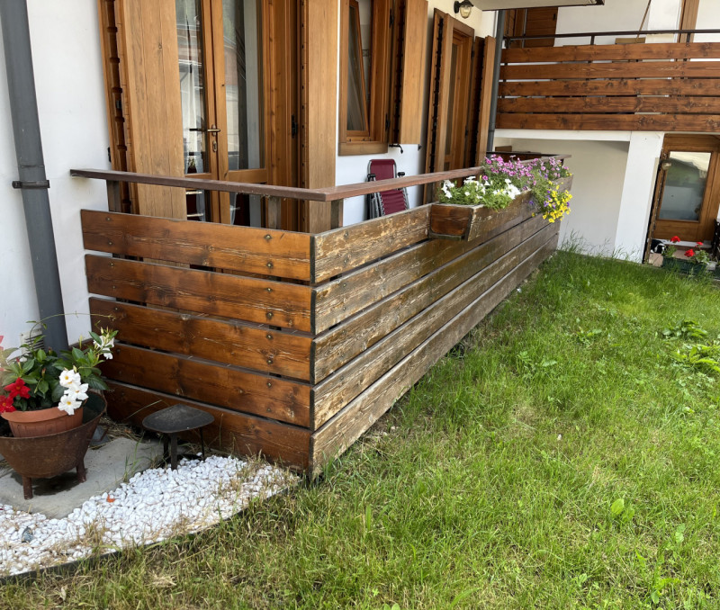 AURONZO DI CADORE IN OTTIMA POSIZIONE Proponiamo in vendita un grazioso appartamento, completamen...