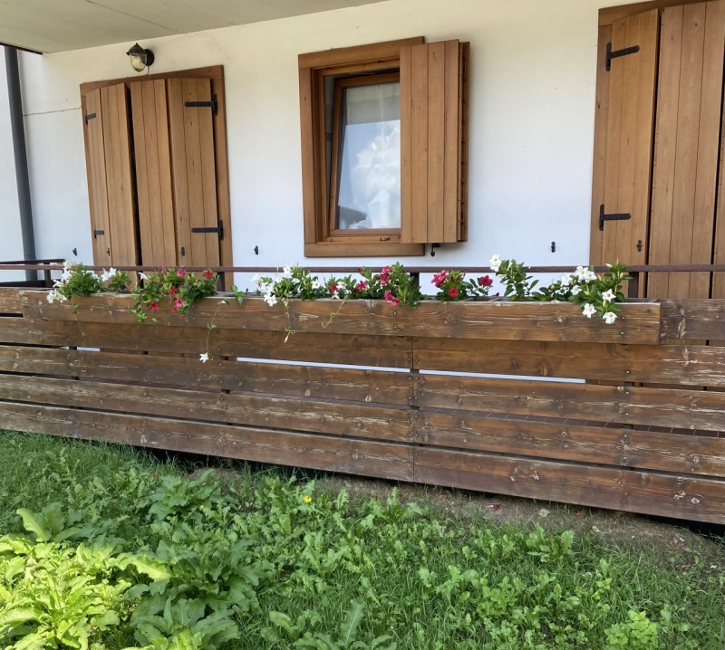 AURONZO DI CADORE IN OTTIMA POSIZIONE Proponiamo in vendita un grazioso appartamento, completamen...