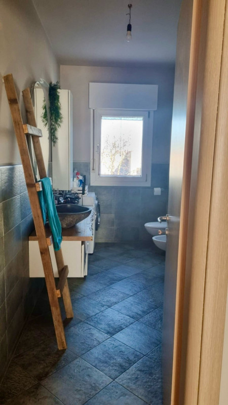 Nel pieno centro di Pianiga proponiamo appartamento di recente costruzione su due livelli in cont...
