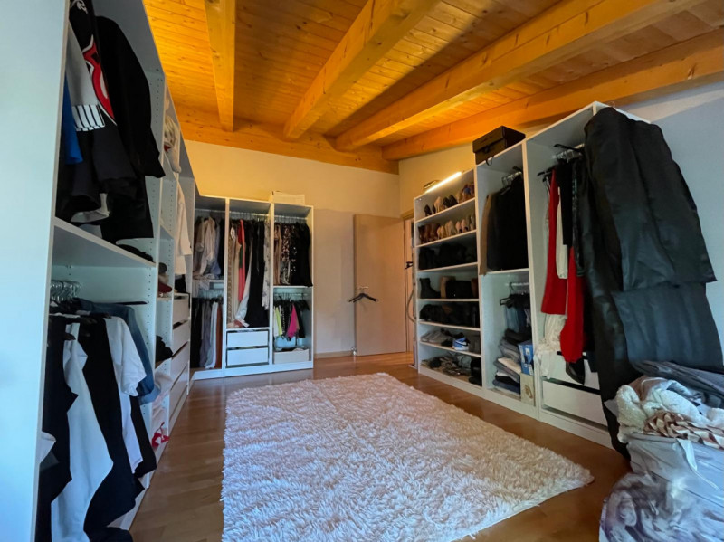 Nel pieno centro di Pianiga proponiamo appartamento di recente costruzione su due livelli in cont...