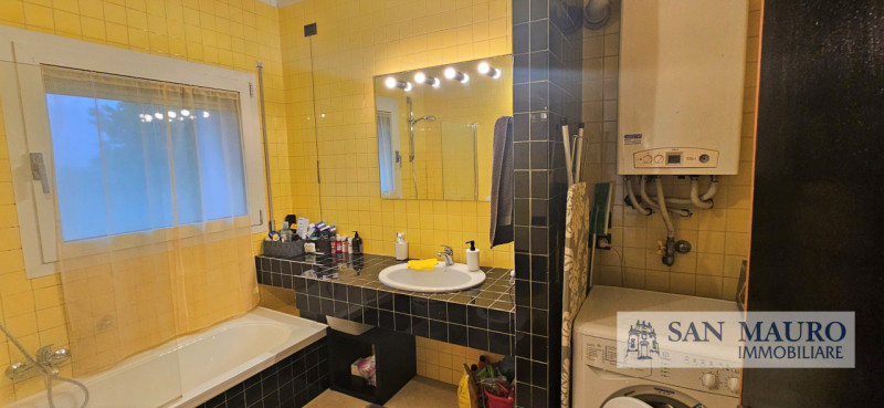 VICENZA OVEST - Laterale Viale Verona: in palazzina ben abitata APPARTAMENTO MONOLOCALE ARREDATO ...