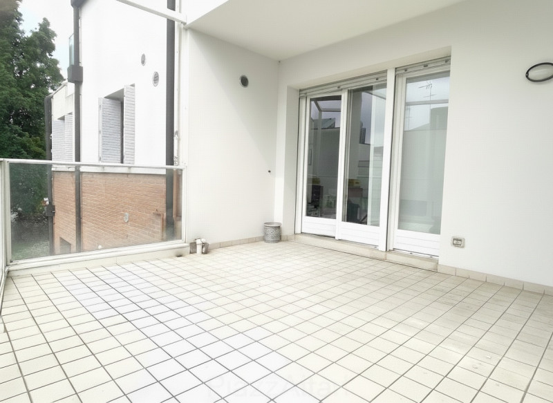 TREVISO - ZONA NORD: In Strada di San Pelaio n. 4, di fronte all'Istituto Statale "FERMI" e con l...