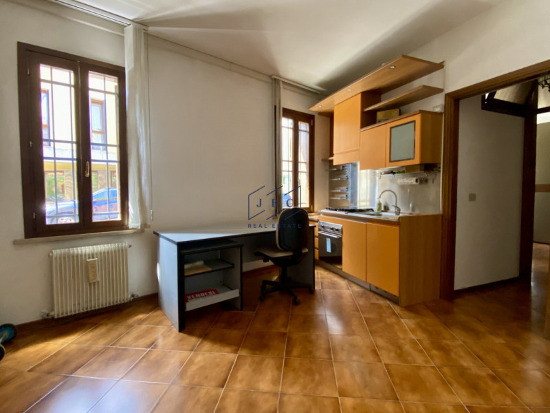 ODERZO - (Treviso)

In un contesto di prestigio a Oderzo, proponiamo ufficio di circa 45 mq comme...