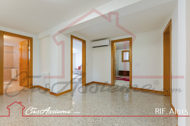 Rif. AI015
NOSTRA ESCLUSIVA - PRENOTA IL TUO OPEN HOUSE!
In frazione di Vedelago, in posizione st...