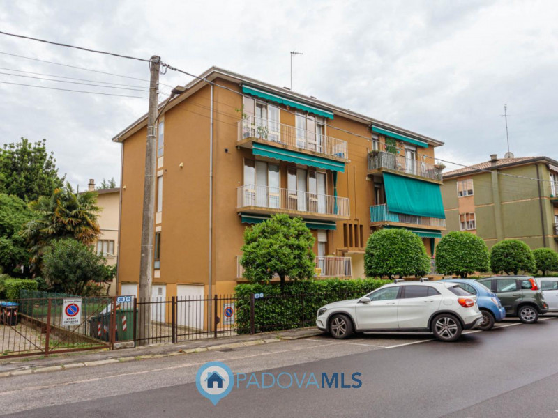 Immobile in esclusiva al Gruppo Padova MLS
Arcella, San Bellino: appartamento in palazzina di sol...