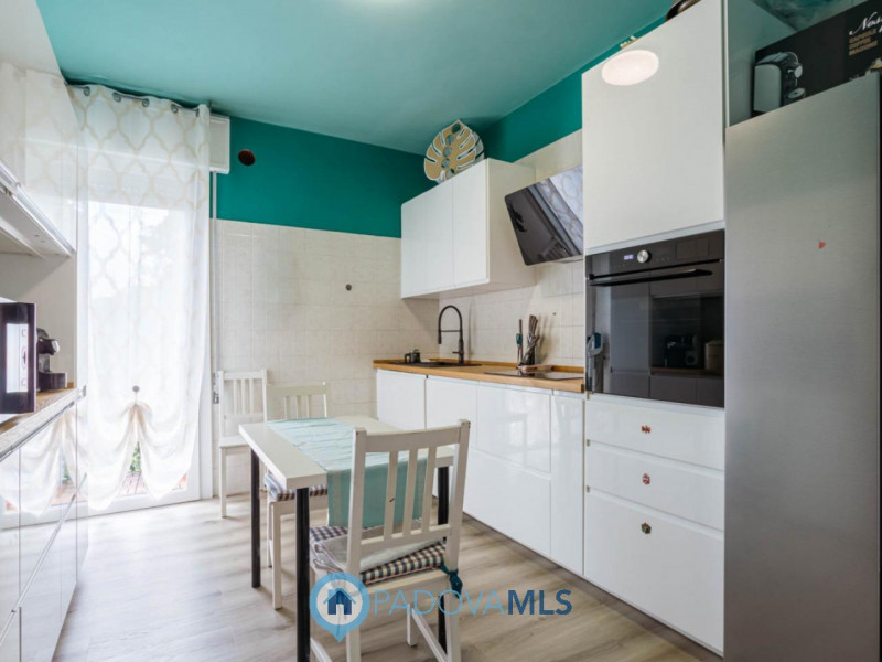 Immobile in esclusiva al Gruppo Padova MLS
Arcella, San Bellino: appartamento in palazzina di sol...