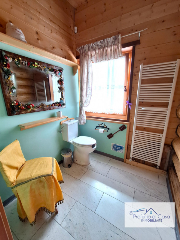 COMELICO SUPERIORE - Vi proponiamo in esclusiva uno splendido Chalet con vista mozzafiato.

Si tr...