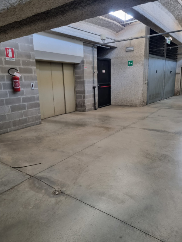 Opportunità imperdibile con questo garage singolo situato nel centro di Este.
Con una superficie ...