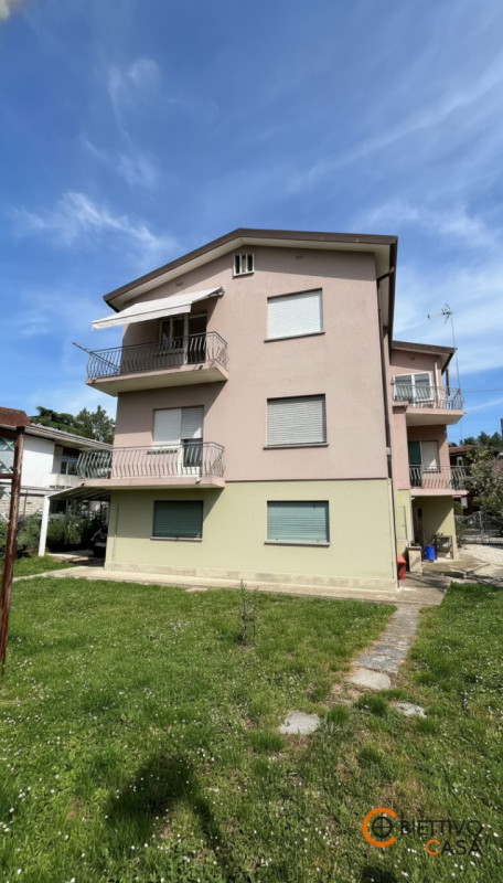 Scopri questa straordinaria opportunità immobiliare nel cuore di Padova, nella ricercata zona di ...