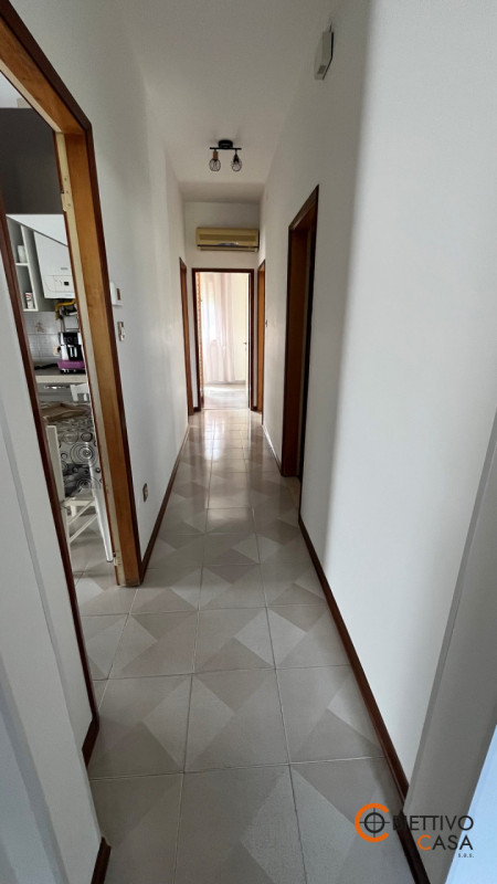 Scopri questa straordinaria opportunità immobiliare nel cuore di Padova, nella ricercata zona di ...