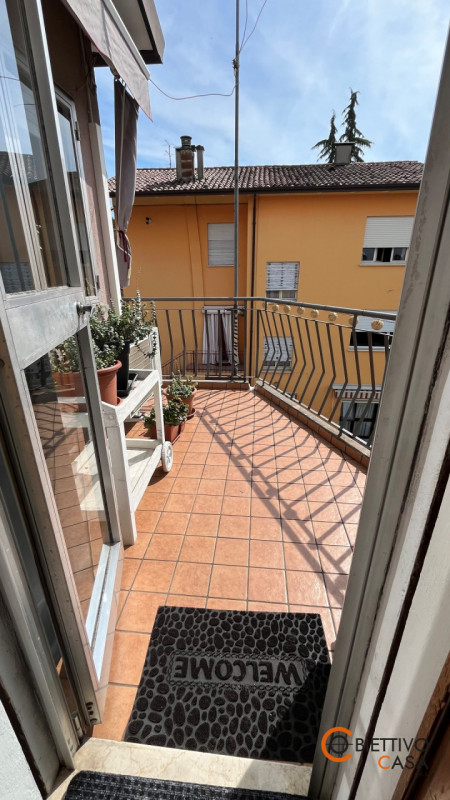 Scopri questa straordinaria opportunità immobiliare nel cuore di Padova, nella ricercata zona di ...