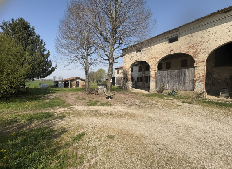 Ad Arlesega di Mestrino, immersa nella tranquillità della campagna veneta ma allo stesso tempo co...