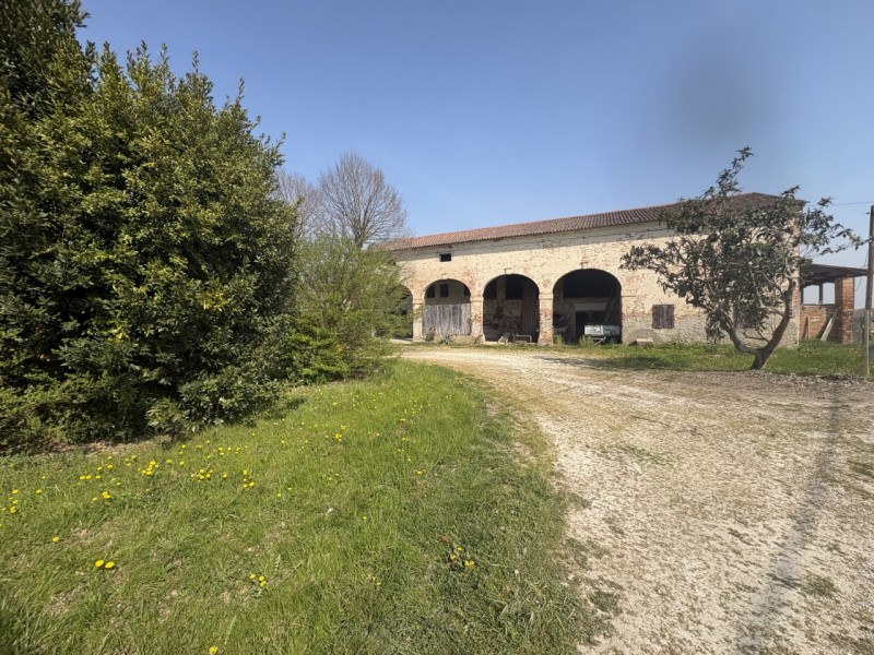 Ad Arlesega di Mestrino, immersa nella tranquillità della campagna veneta ma allo stesso tempo co...