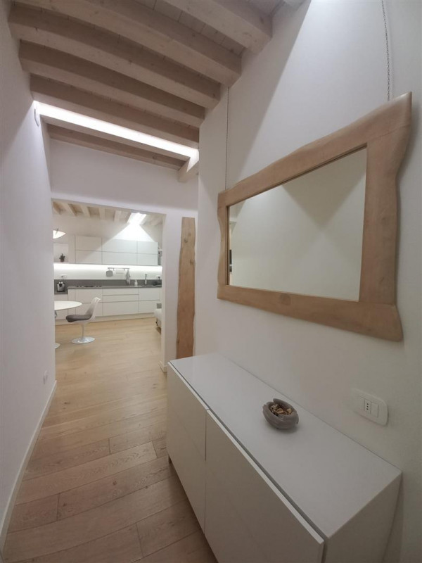 VICENZA, CORSO PALLADIO: DELIZIOSO PIED-A-TERRE COMPLETAMENTE ARREDATO, DISPONIBILE SUBITO, EURO ...