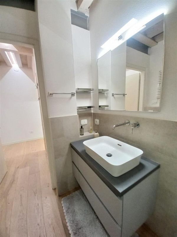 VICENZA, CORSO PALLADIO: DELIZIOSO PIED-A-TERRE COMPLETAMENTE ARREDATO, DISPONIBILE SUBITO, EURO ...