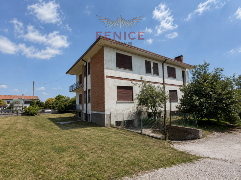 Nel suggestivo contesto di Nervesa della Battaglia, una delle località più apprezzate della provi...