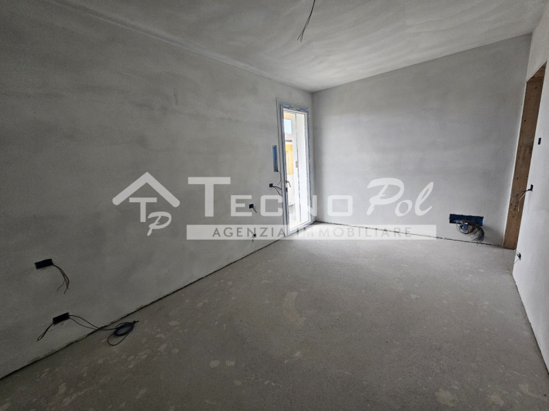 CAMPOSAMPIERO - Su palazzina di sole cinque unità proponiamo ultimo appartamento posto al primo p...