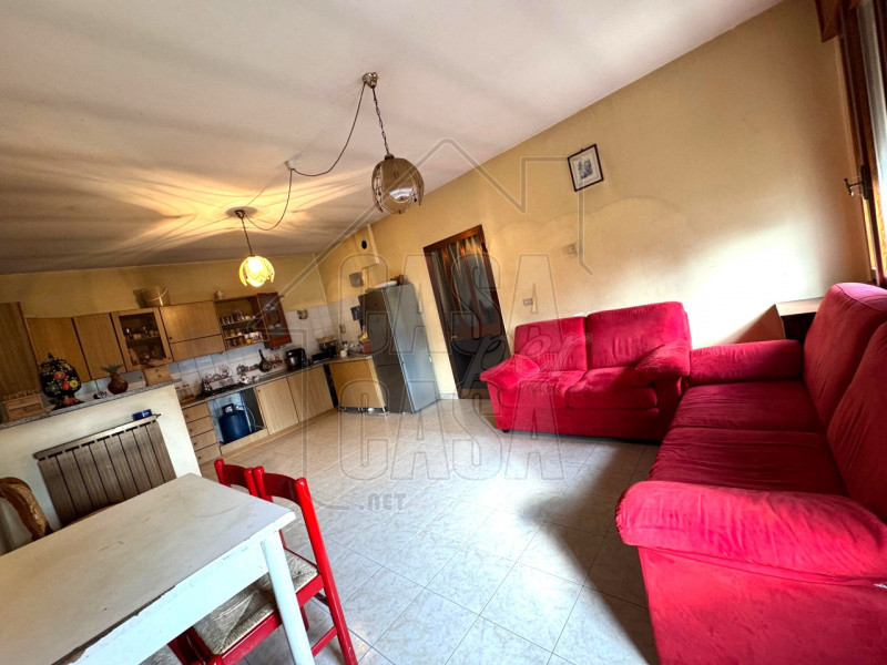 Proponiamo in vendita esclusiva casa accostata in zona tranquilla ad Ospedaletto Euganeo.
Con una...