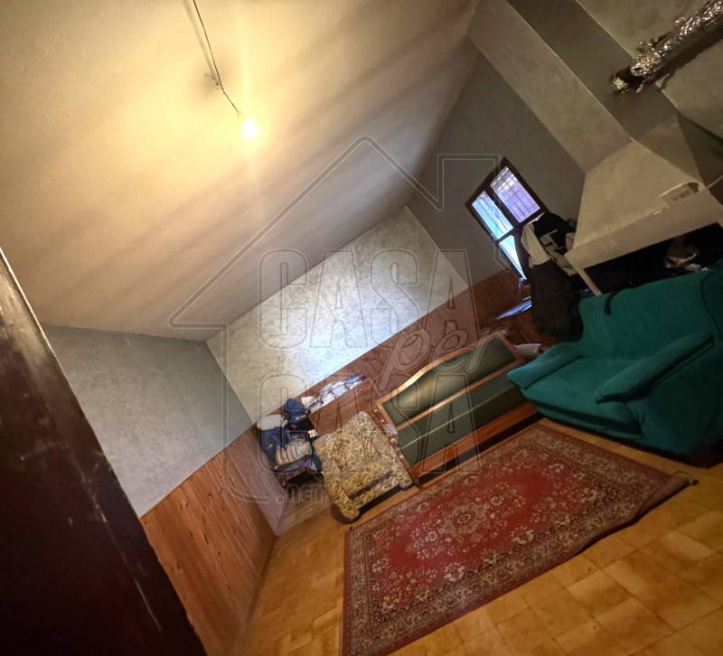 Proponiamo in vendita esclusiva casa accostata in zona tranquilla ad Ospedaletto Euganeo.
Con una...