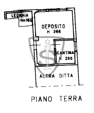 In una zona centrale del comune di Tezze sul Brenta, proponiamo in vendita una casa singola di 21...
