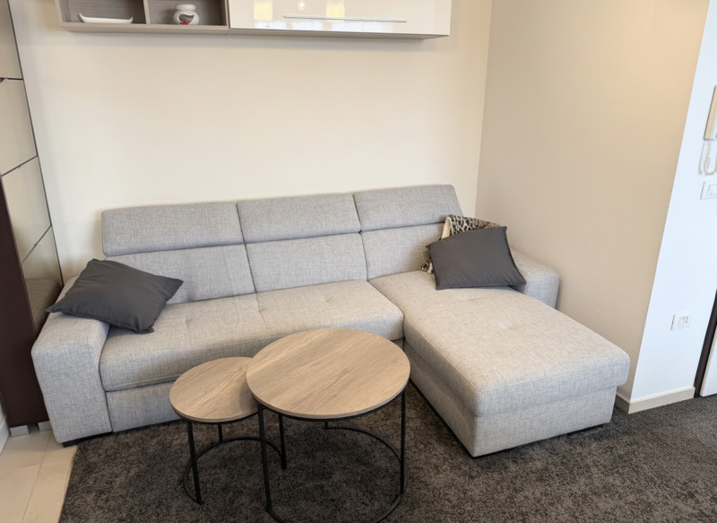 (Per INFO 3888920530) NOSTRA ESCLUSIVA Proponiamo in vendita un elegante appartamento quadrilocal...