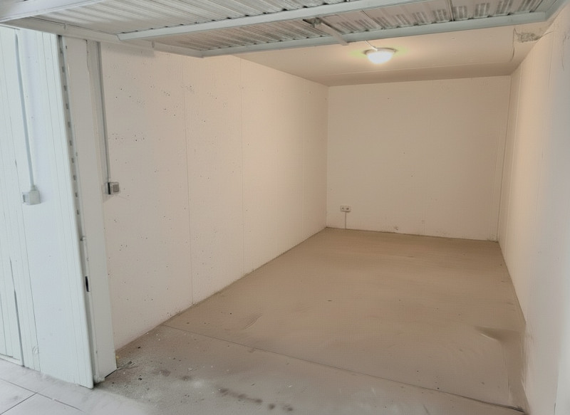 (Per INFO 3888920530) NOSTRA ESCLUSIVA Proponiamo in vendita un elegante appartamento quadrilocal...