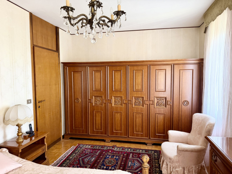 Castelfranco V.to: nella zona residenziale del viale Italia, proponiamo in vendita questo apparta...