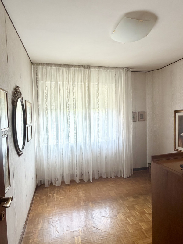 Castelfranco V.to: nella zona residenziale del viale Italia, proponiamo in vendita questo apparta...