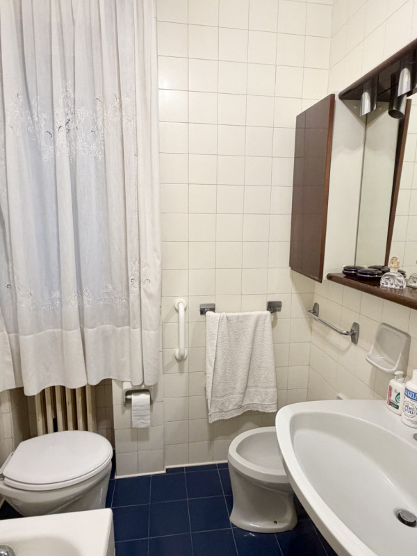 Castelfranco V.to: nella zona residenziale del viale Italia, proponiamo in vendita questo apparta...