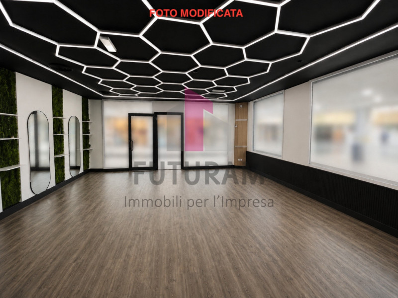 VICENZA- 54FIL - PER INFO 0444/310220

Proponiamo negozio in VENDITA negozio molto luminoso e su ...
