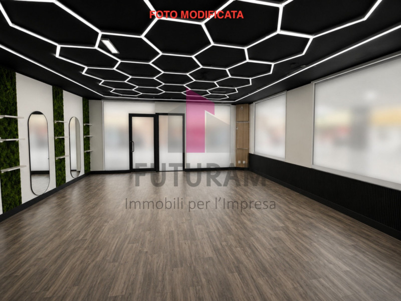 VICENZA- 54FIL - PER INFO 0444/310220

Proponiamo negozio in VENDITA negozio molto luminoso e su ...