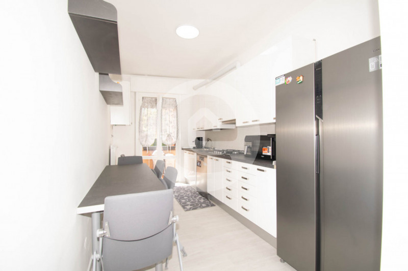 In un quartiere di Padova tra i più ben collegati e più serviti della città proponiamo stanze in ...