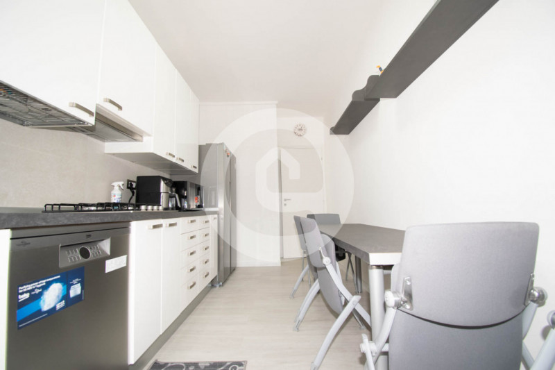 In un quartiere di Padova tra i più ben collegati e più serviti della città proponiamo stanze in ...