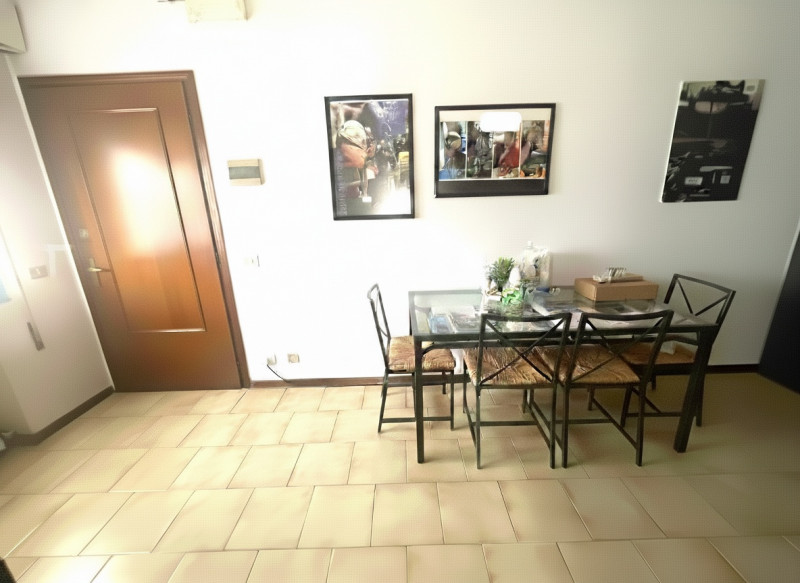 Scopri un'opportunità unica nel cuore di Altichiero, una delle zone più dinamiche di Padova. Ques...