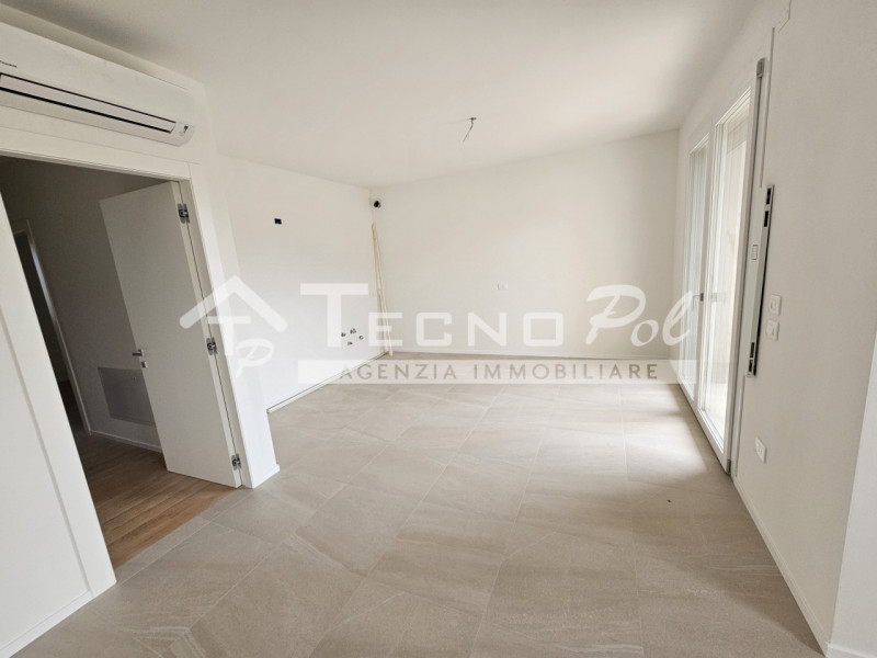 CAMPOSAMPIERO - Nuovo appartamento tricamere in pronta consegna!

Non perdere questa occasione! U...