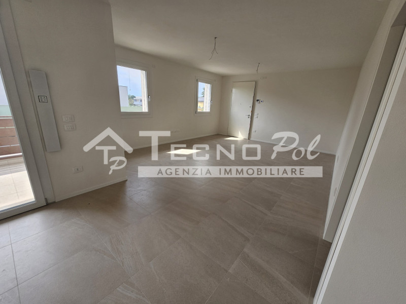 CAMPOSAMPIERO - Nuovo appartamento tricamere in pronta consegna!

Non perdere questa occasione! U...